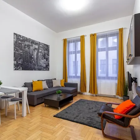 Apartamento Dowtown In The Gozsdu Garden *